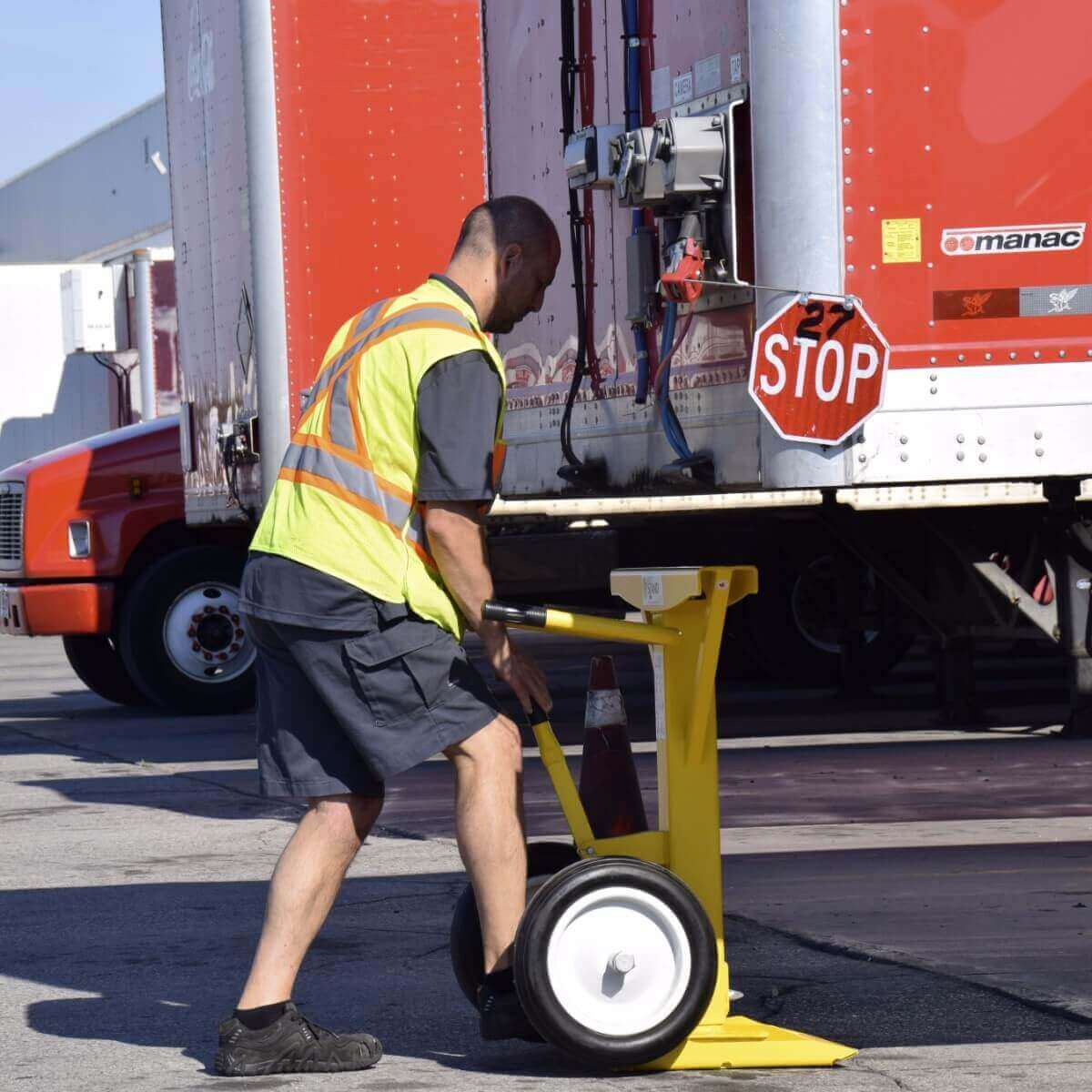 Trailer Stands